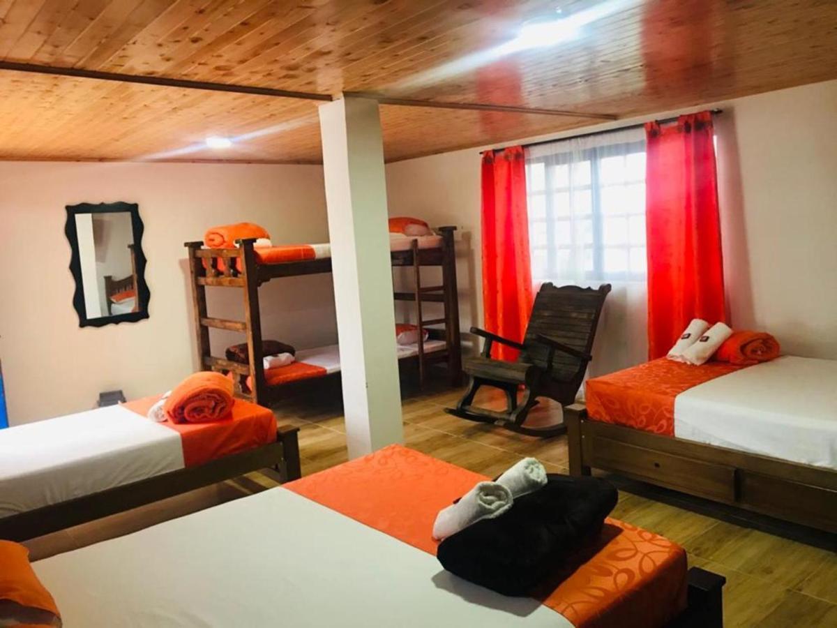 Finca Turistica Santa Clara Vandrehjem Calarcá Eksteriør billede